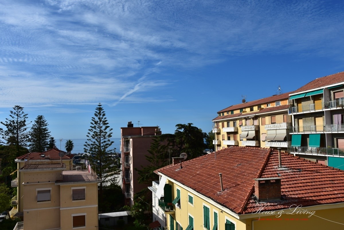 Appartamento SANREMO vendita  Sanremo  House  and  Living